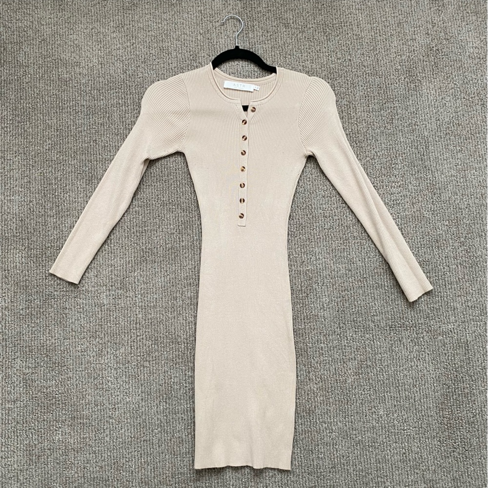 ASTR Henley bodycon knit sweater dress